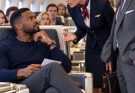 « Quittez la première classe. Ce siège est réservé à quelqu’un de plus important. »